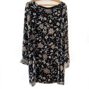 EUC. ESQUALO Floral Sheath Dress w/Beaded Cuff Detail